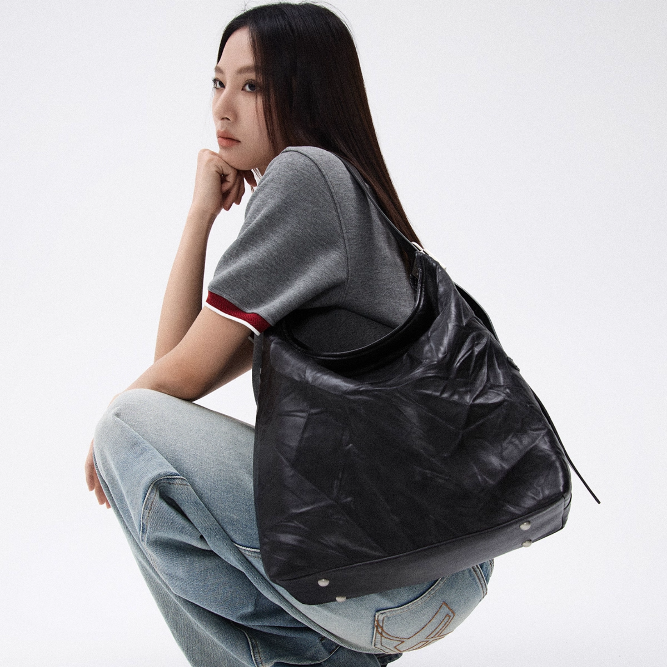 Noir Shoulder Bag