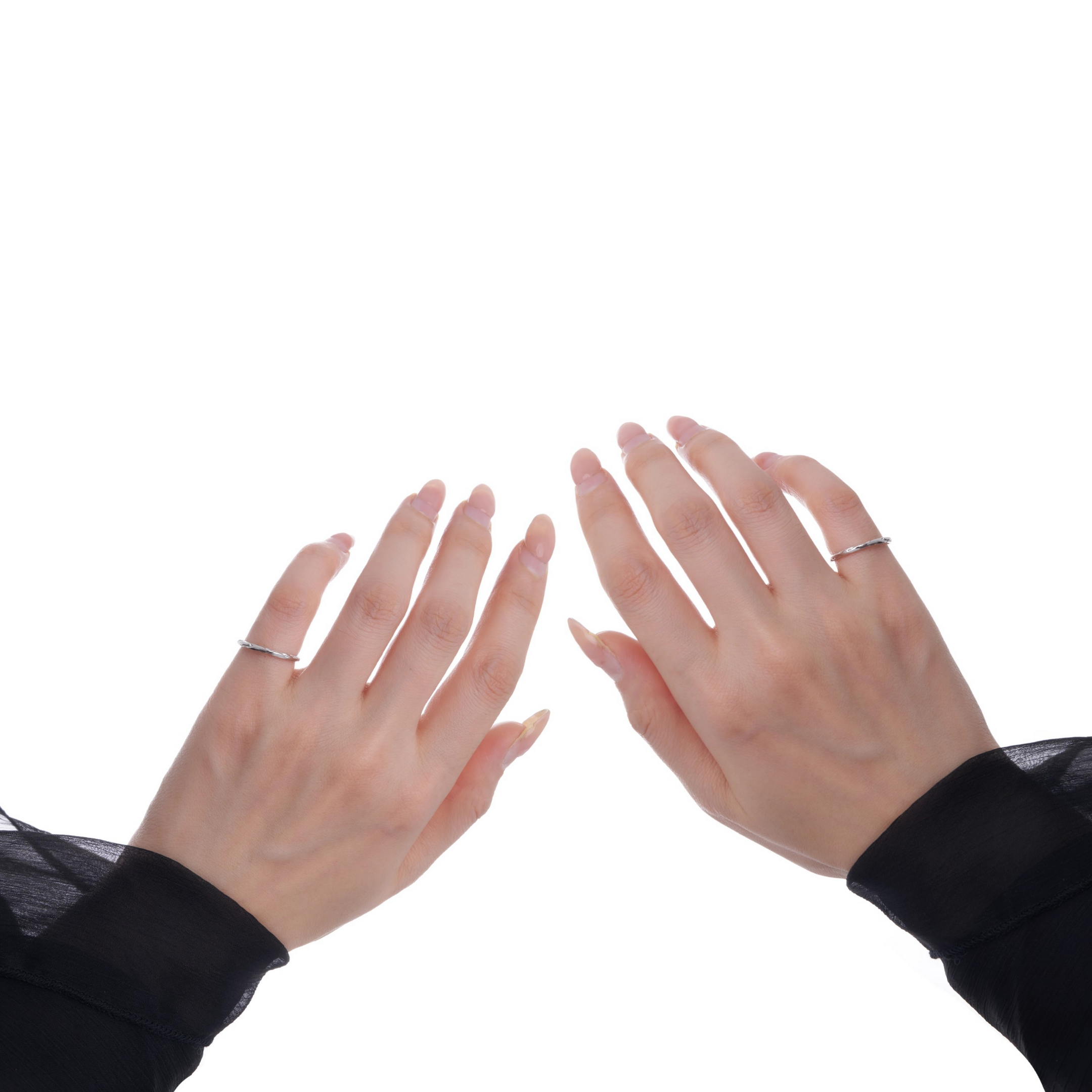 Slim texture ring