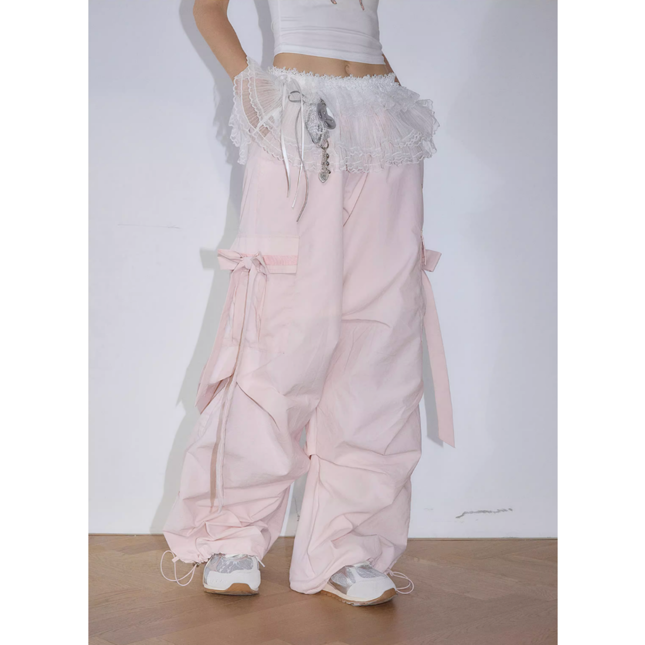 Ribbon cargo pants