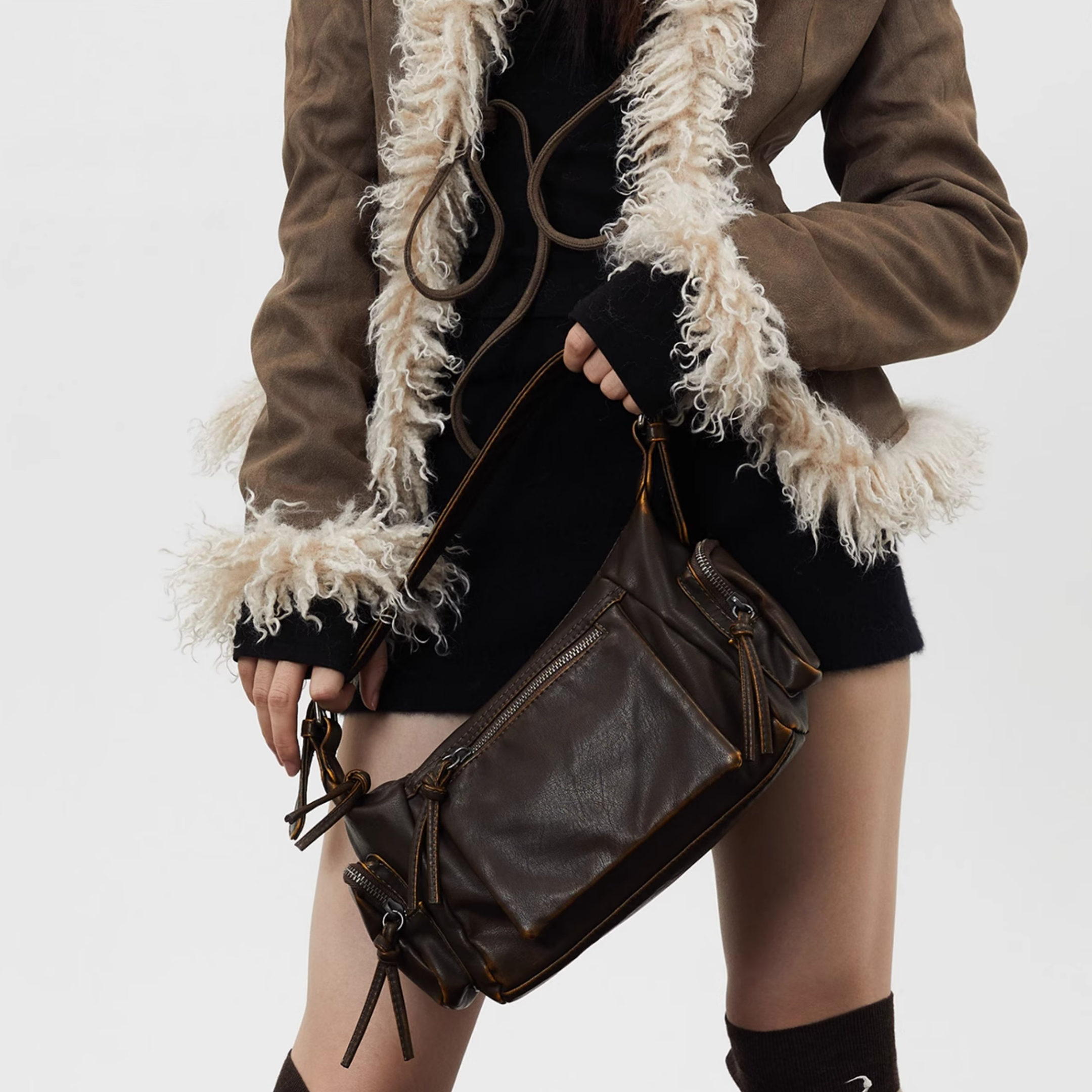 Core Edge Shoulder Bag