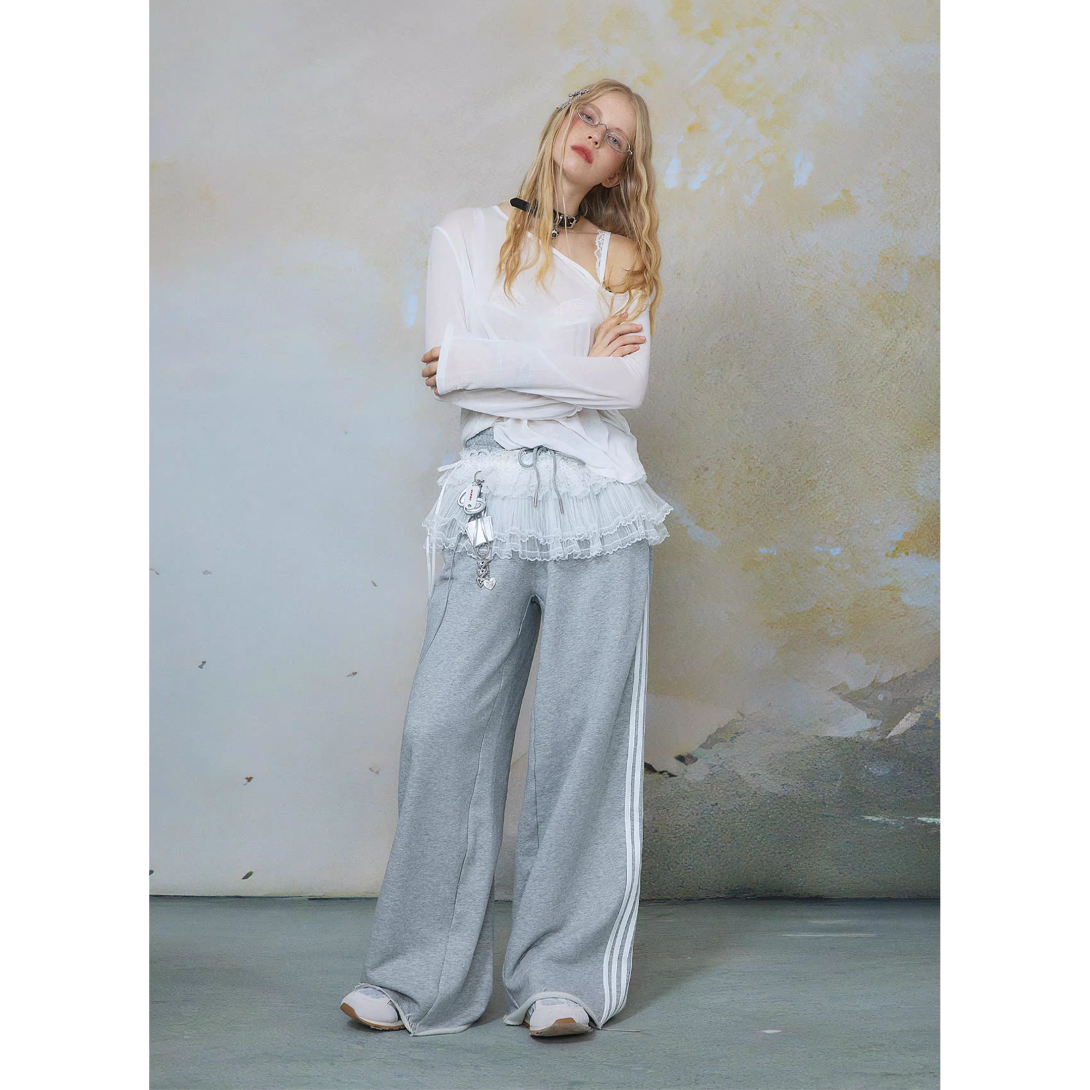 Side stripe sweat pants