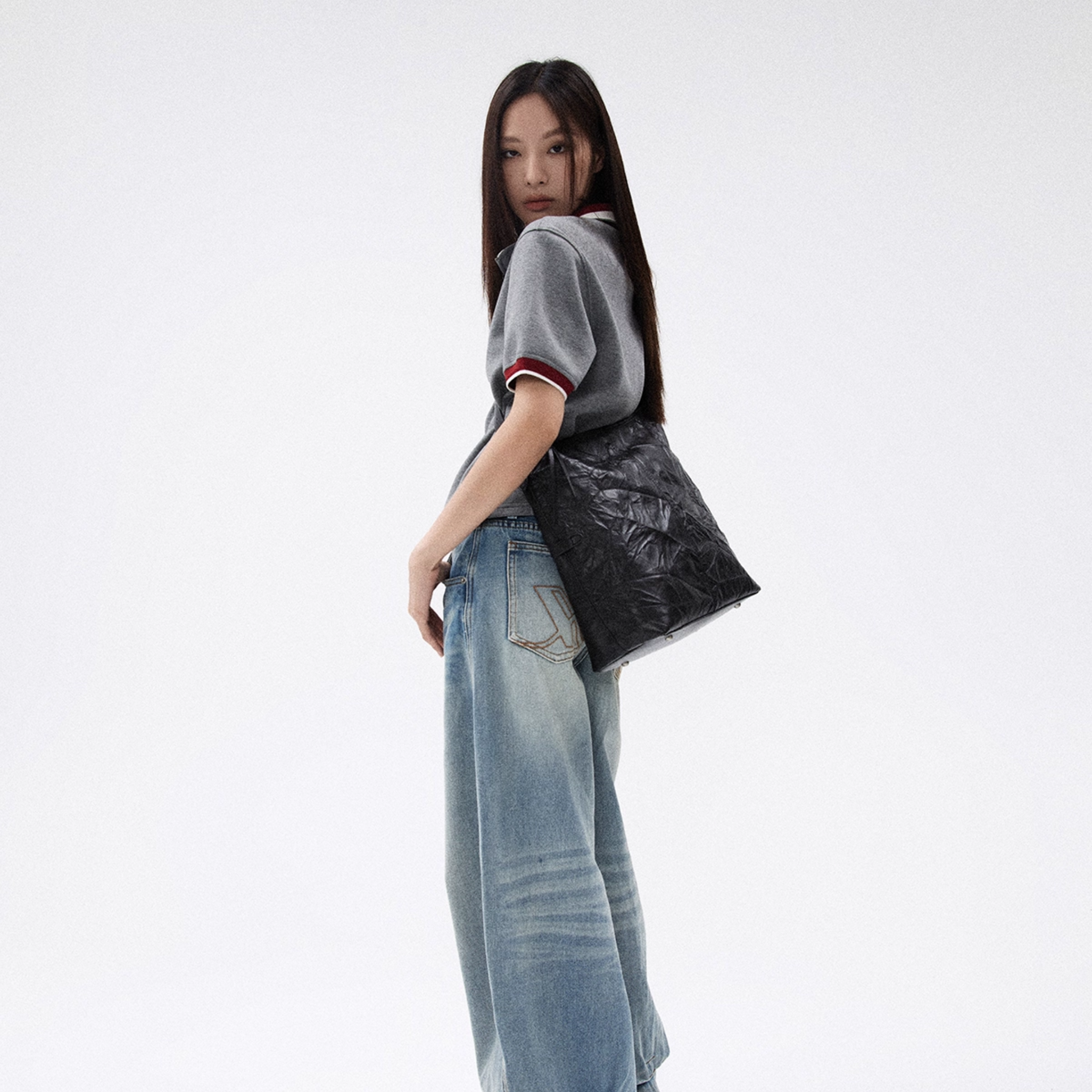 Noir Shoulder Bag